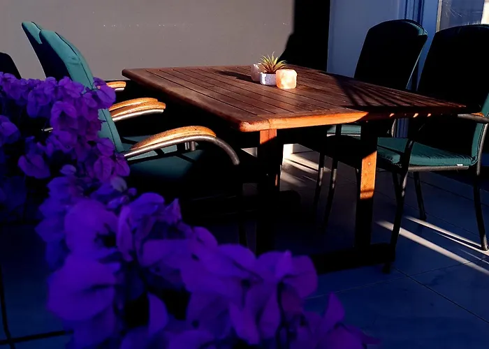 Апартаменты Relaxing Sea View Oasis *