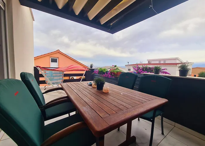 Apartman Relaxing Sea View Oasis Vir