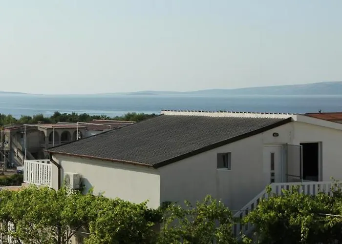 Relaxing Sea View Oasis Vir